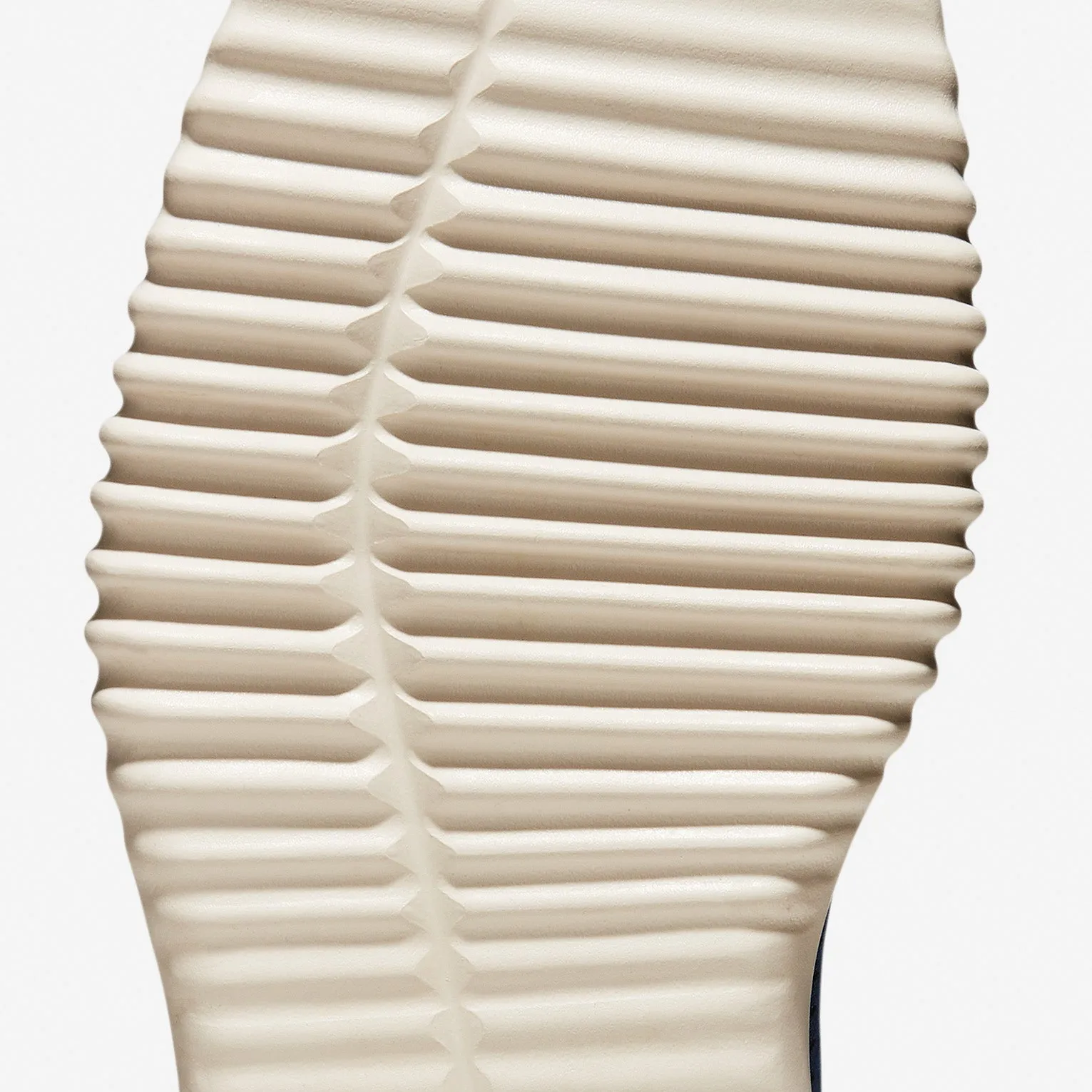 2.ZERØGRAND Laser Wingtip Oxford