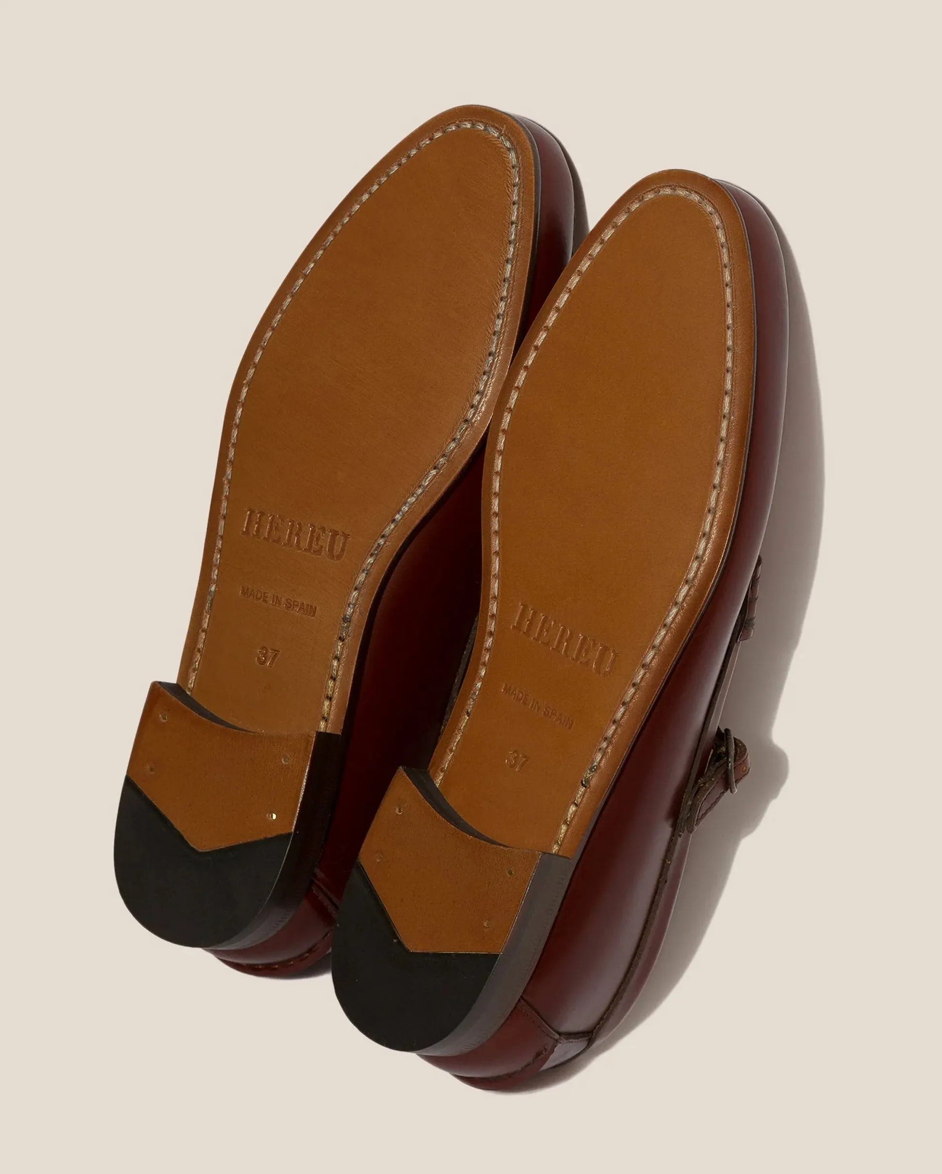 MAQUEDA T-BAR LOAFER / RUSSET