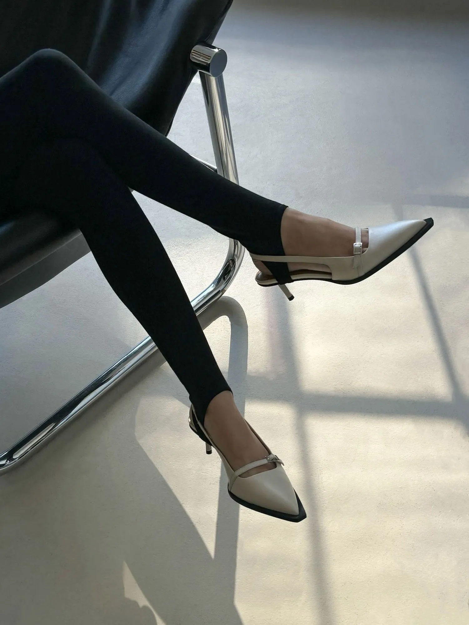 Mira Linen Nappa Slingbacks