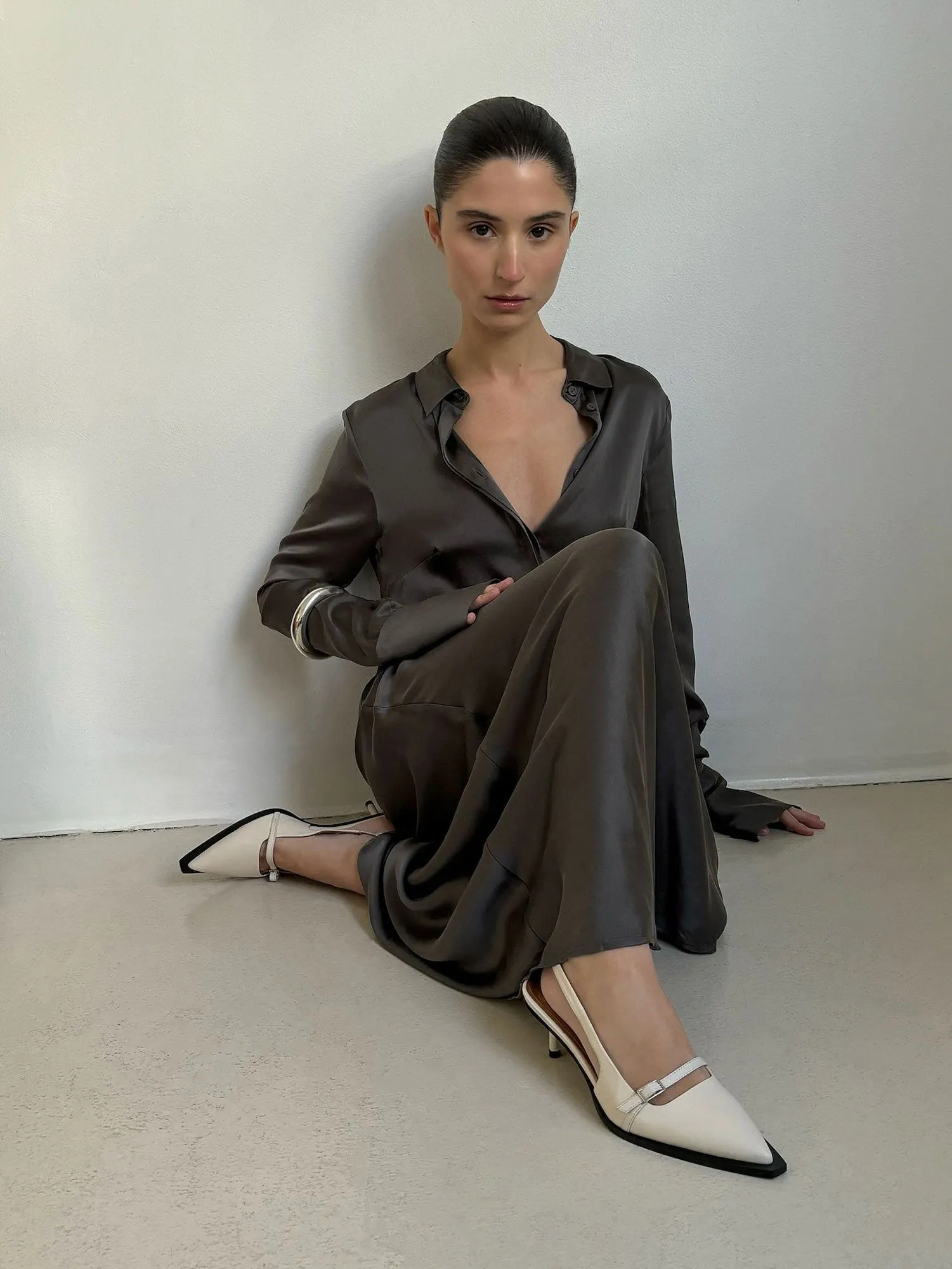 Mira Linen Nappa Slingbacks