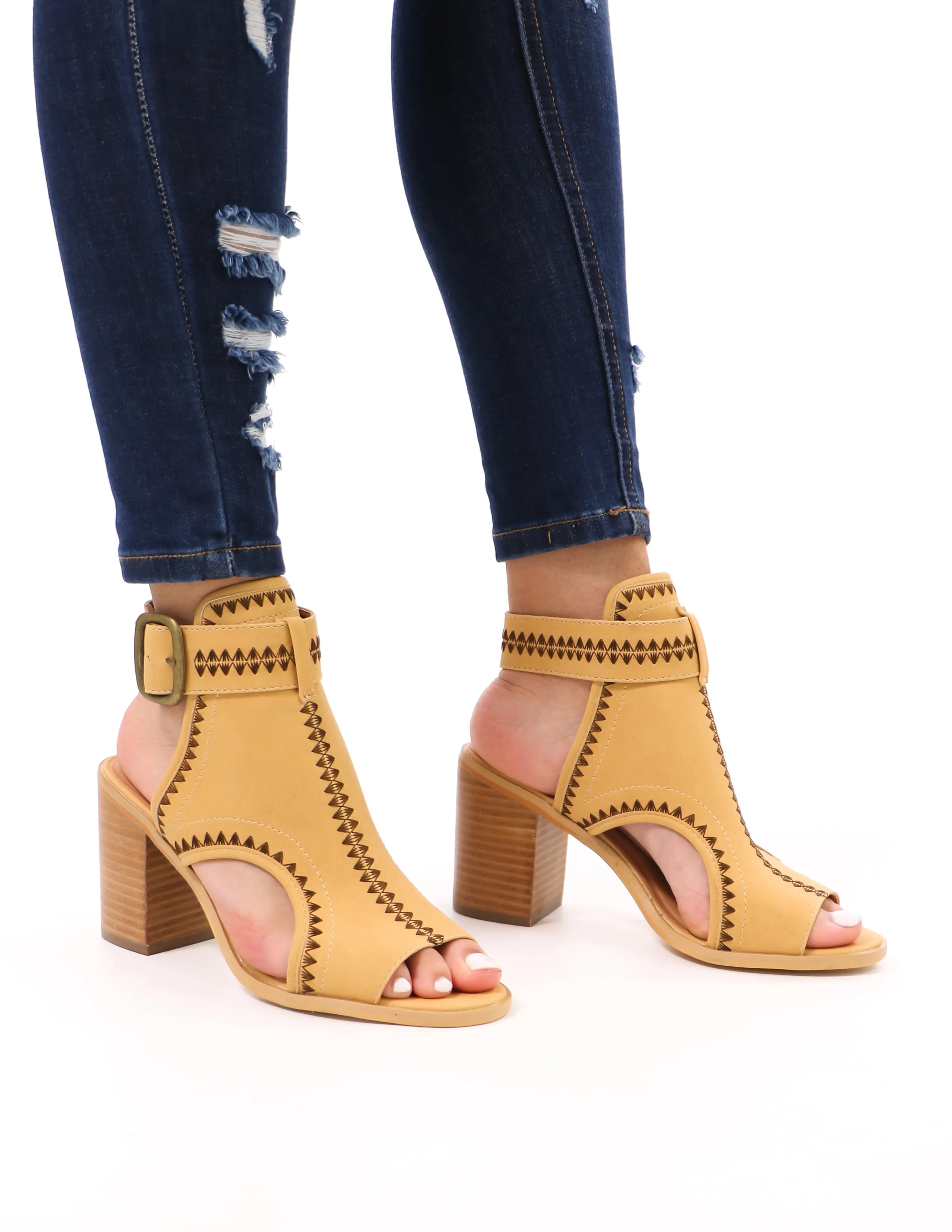 VOLATILE In All The Right Places Heel - Tan